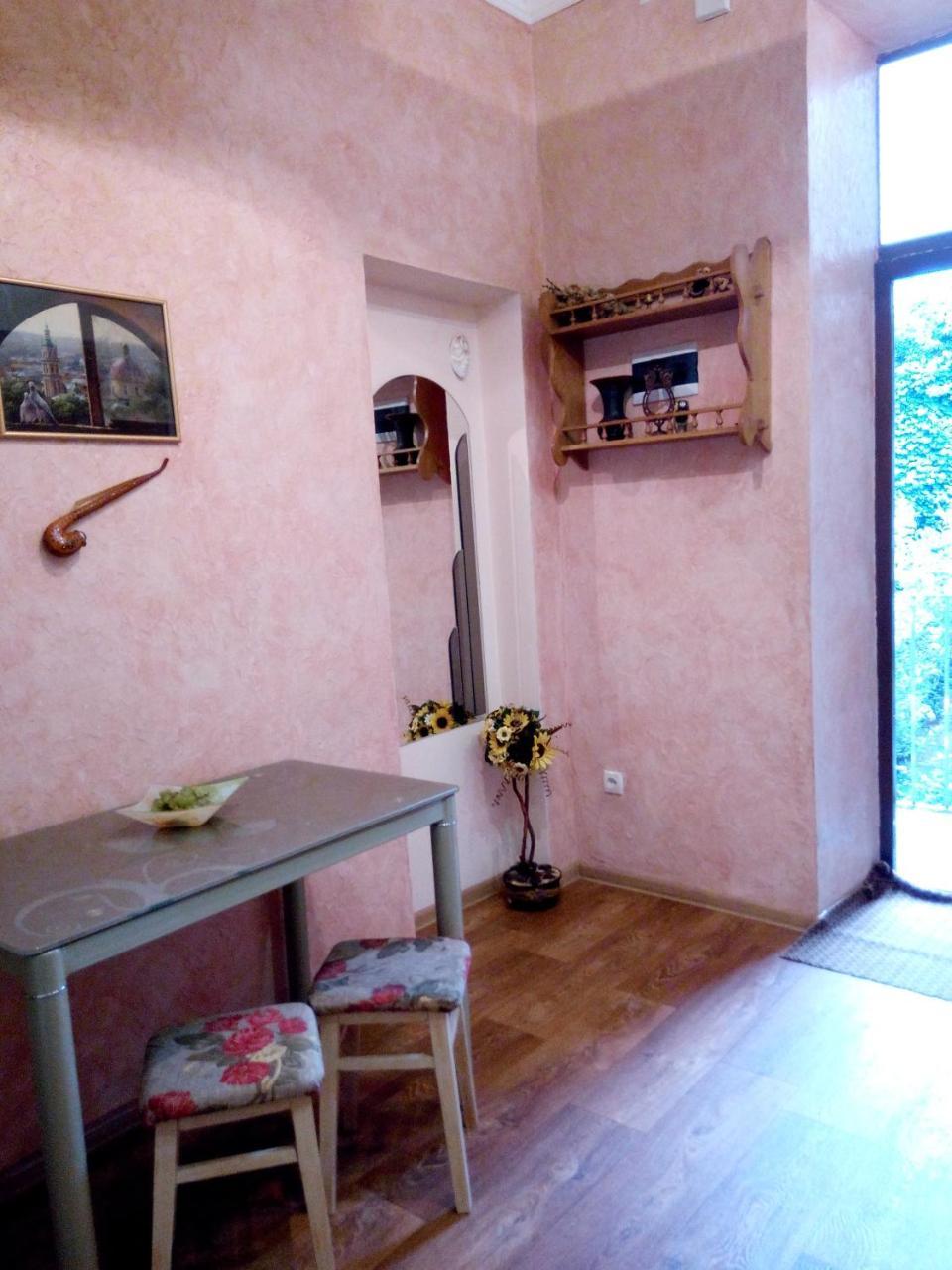 Flat On Sheptytskykh * Lviv